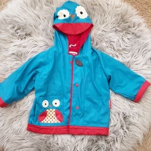 Skip Hop online raincoat size 2